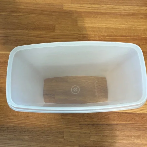 Vintage Tupperware Store N Pour Cereal Keeper Blue Flip Top Pour Clear Container - Picture 10 of 10